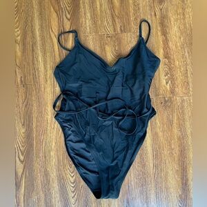 H&M black one piece swimsuit XL